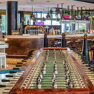 4* Hotel Novotel Barcelona Cornellà