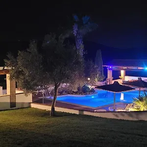 https://hotel-sindhura.es-andalucia.com